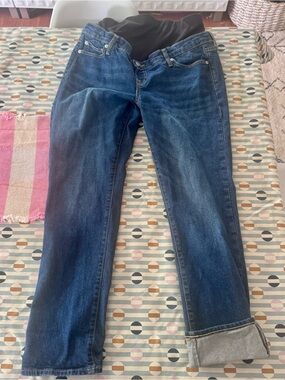 GAP cuffed Maternity Jeans